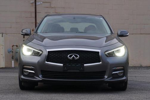 2015 INFINITI Q50 Premium