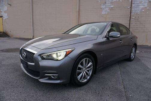 2015 INFINITI Q50 Premium