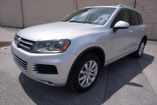 2012 Volkswagen Touareg VR6 Sport