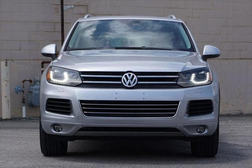 2012 Volkswagen Touareg VR6 Sport