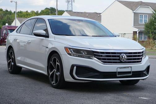 2020 Volkswagen Passat 2.0T R-Line