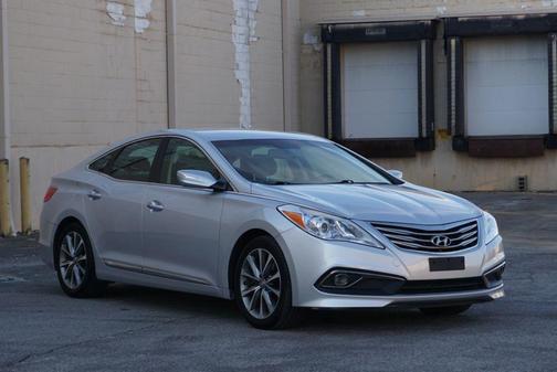 2017 Hyundai Azera Base