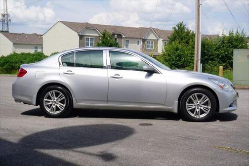 2012 INFINITI G37x Base