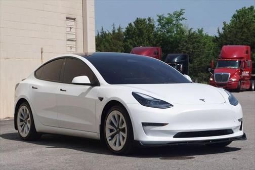 2022 Tesla Model 3 Long Range