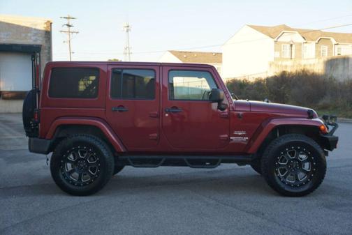 2012 Jeep Wrangler Unlimited Sahara