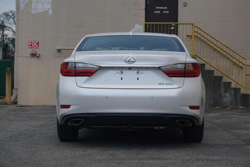 2017 Lexus ES 350 Base