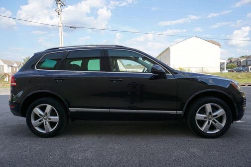 2014 Volkswagen Touareg X