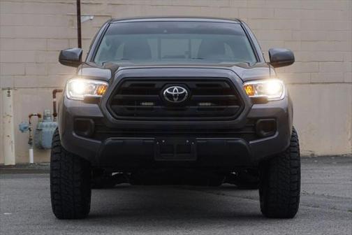 2019 Toyota Tacoma SR