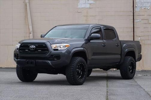 2019 Toyota Tacoma SR