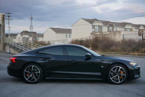 2023 Audi RS e-tron GT quattro