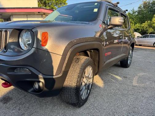 2016 Jeep Renegade Trailhawk
