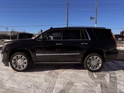 2017 Cadillac Escalade Platinum