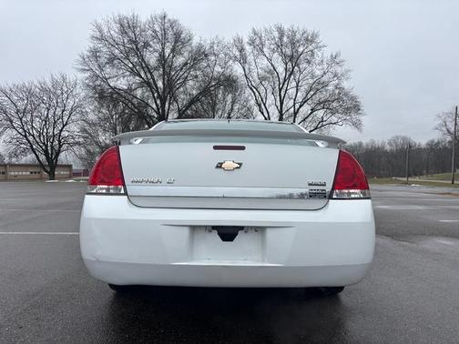 2011 Chevrolet Impala LT