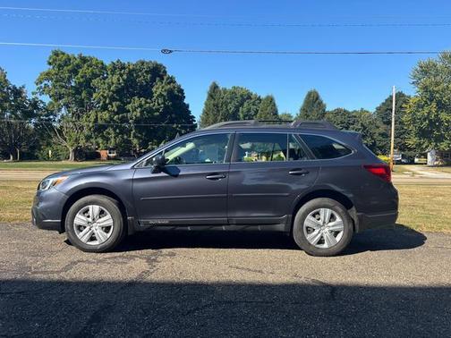 2016 Subaru Outback 2.5i
