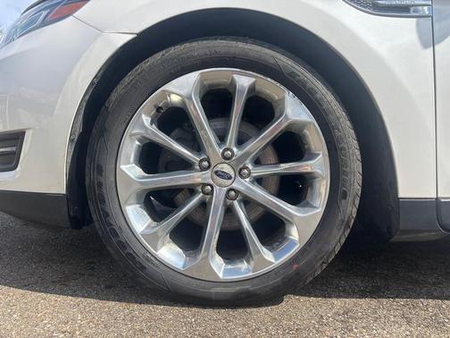 2016 Ford Taurus Limited