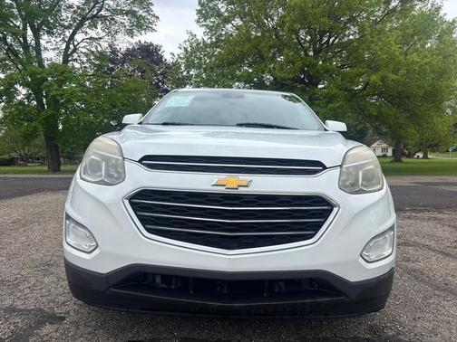 Summit White 2017 Chevrolet Equinox 1LT