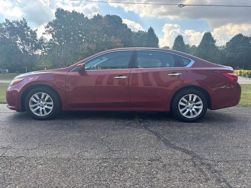 2016 Nissan Altima 2.5 S