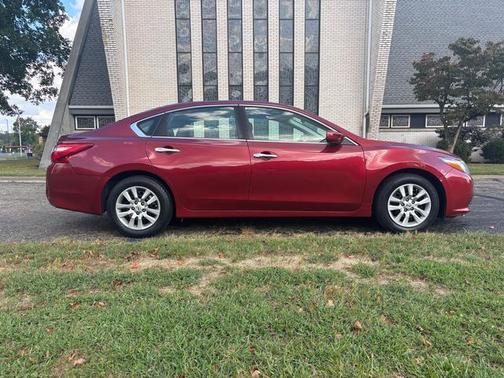 2016 Nissan Altima 2.5 S