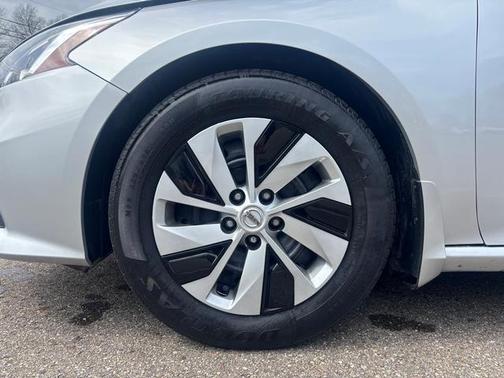Brilliant Silver Metallic 2020 Nissan Altima 2.5 S