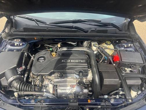 Blue Velvet Metallic 2018 Chevrolet Malibu LT