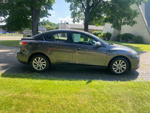 2013 Mazda Mazda3 i Touring