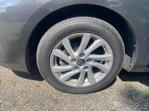 2013 Mazda Mazda3 i Touring