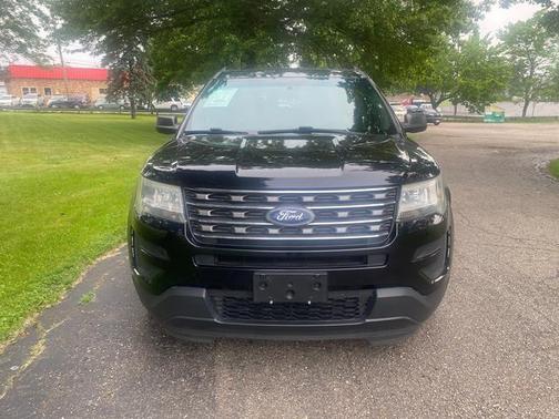 2016 Ford Explorer Base