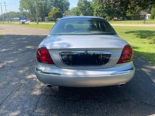 2000 Lincoln Continental