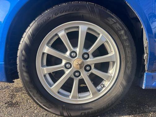 2010 Mitsubishi Lancer ES