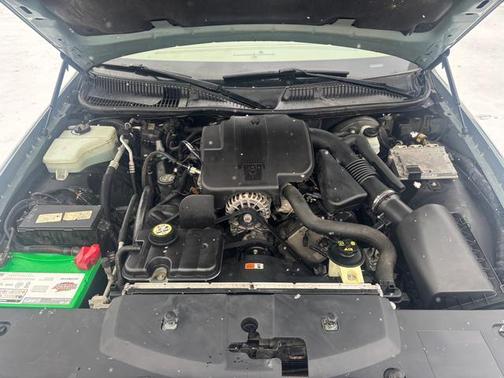 2006 Lincoln Town Car Signature Limited