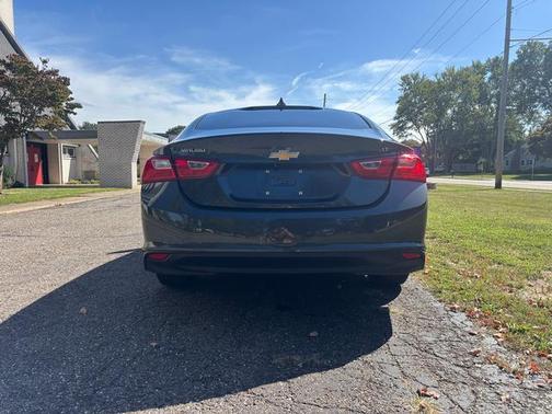 2017 Chevrolet Malibu 1LT