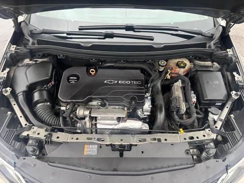 Tungsten Metallic 2017 Chevrolet Cruze LT