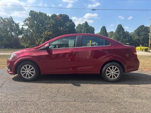2019 Chevrolet Sonic LT