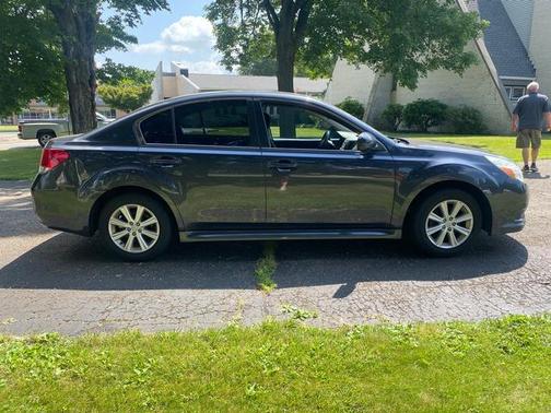 2012 Subaru Legacy 2.5i Premium