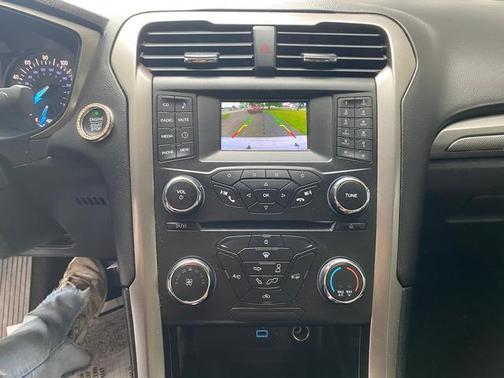 2017 Ford Fusion S