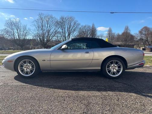 2002 Jaguar XK8 
