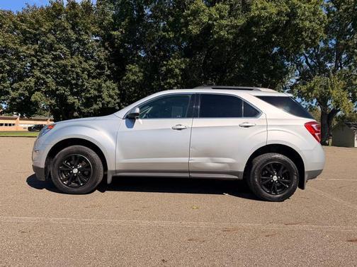 Silver Ice Metallic 2017 Chevrolet Equinox 1LT