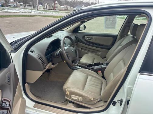 2002 Nissan Maxima GLE