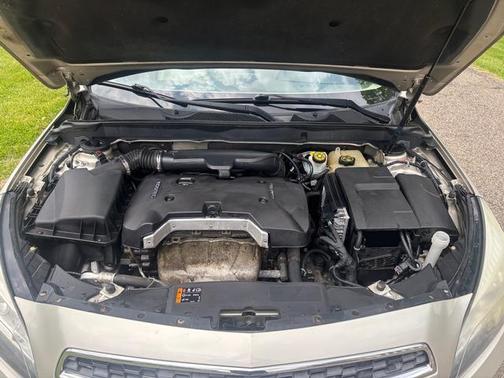 Champagne Silver 2013 Chevrolet Malibu 1LT