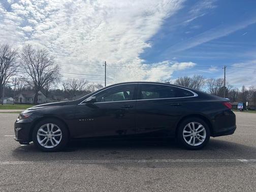 Mosaic Black Metallic 2016 Chevrolet Malibu 1LT