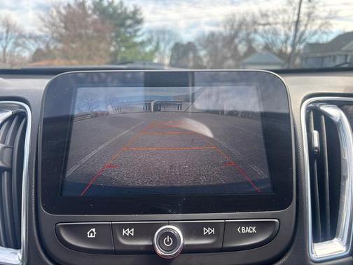 Mosaic Black Metallic 2016 Chevrolet Malibu 1LT