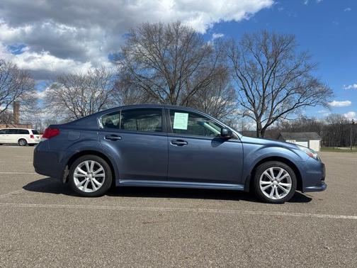 2014 Subaru Legacy 2.5i Premium