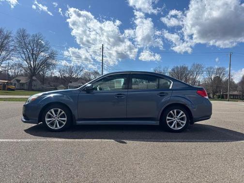 2014 Subaru Legacy 2.5i Premium