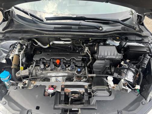 Modern Steel Metallic 2019 Honda HR-V LX