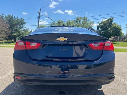 Arctic Blue Metallic 2017 Chevrolet Malibu 1LT