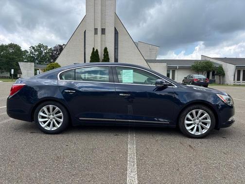 Dark Sapphire Blue Metallic 2016 Buick LaCrosse Premium I