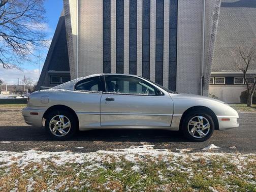 2005 Pontiac Sunfire 