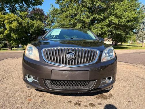 Cyber Gray Metallic 2013 Buick Verano Base