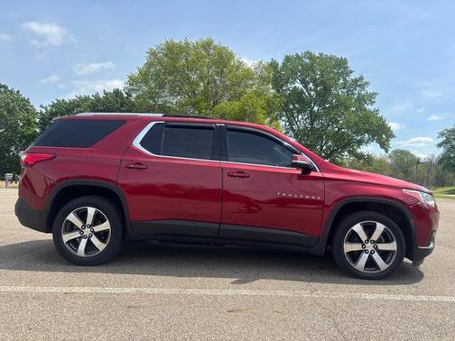 Cajun Red Tintcoat 2018 Chevrolet Traverse LT Leather