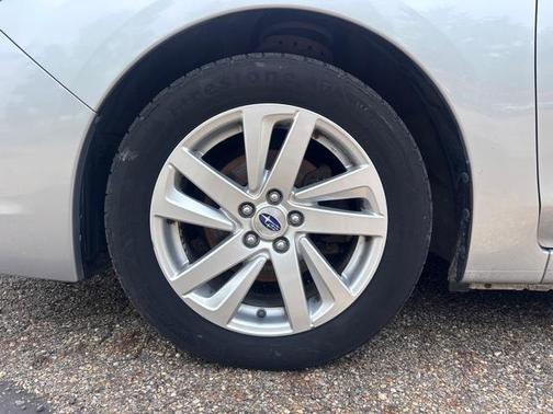 Ice Silver Metallic 2015 Subaru Impreza 2.0i Premium